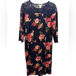 Ma Cherie - maternity 3/4 sleeves dress.  Size Medium.